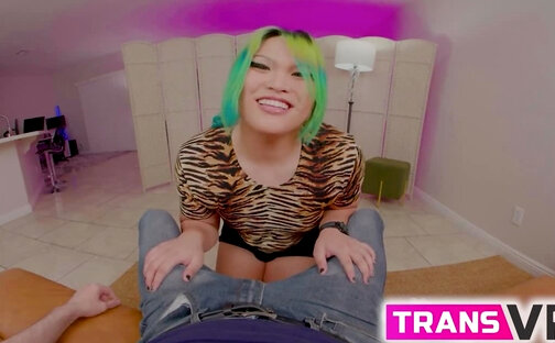 TRANSVR - Bootylicious Genesis Green Loving The Cock