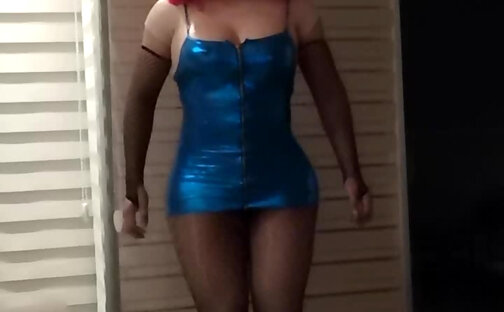 Sissy crossdresser blue Sexy dress in highheels girl facemask