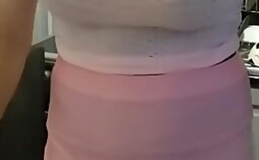 Trannys got a skirt bulge
