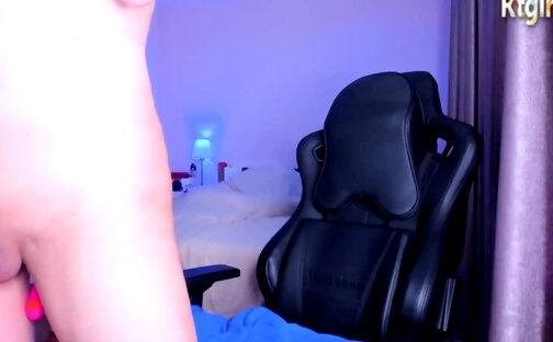 redhead asian shemale masturbates on webcam